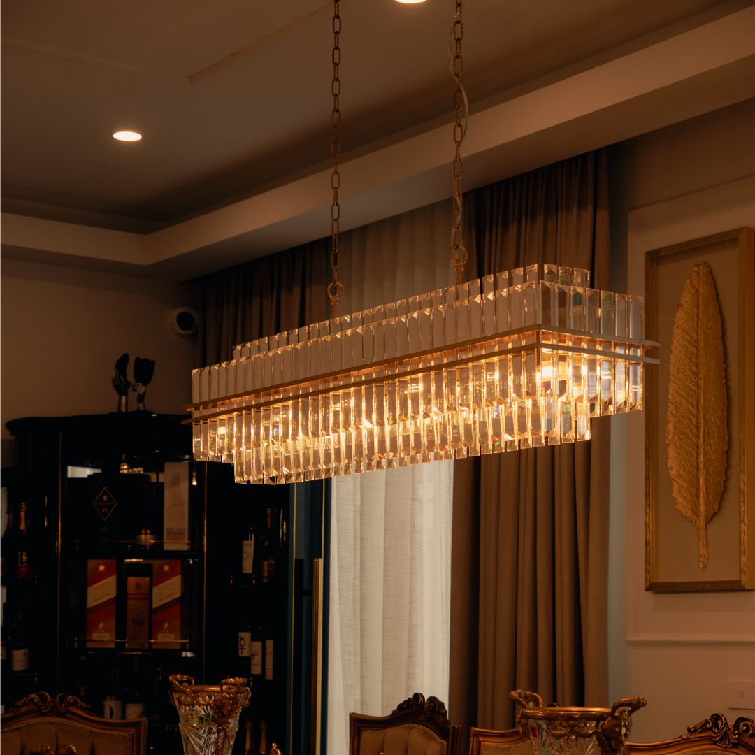 Medium Chandeliers