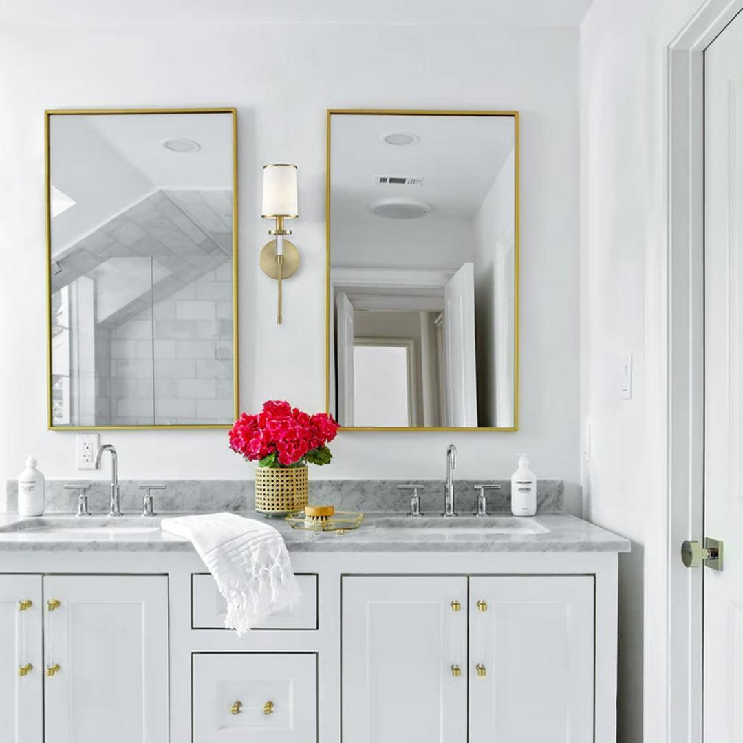 Hollis Collection Wall Sconce - Single Light - Vibrant Gold