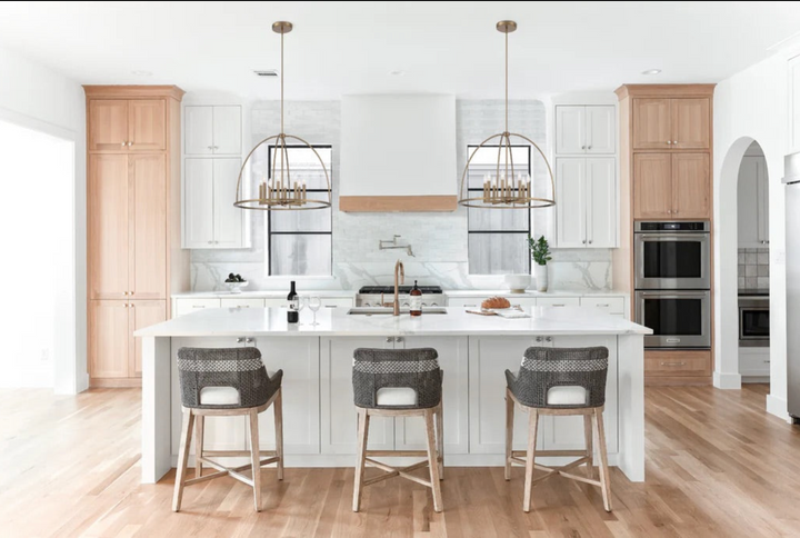 Alexa Collection - 8 Lights Pendant - Gold